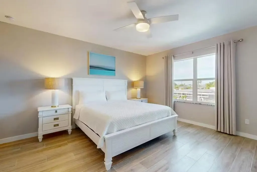Gulf Access With Boat Slip, Heated Saltwater Pool, Dog-friendly - Bacino Vista #207 - Roelens Holiday home *