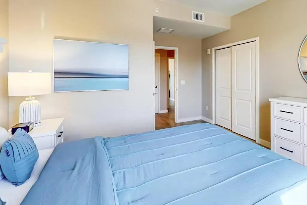 Gulf Access With Boat Slip, Heated Saltwater Pool, Dog-friendly - Bacino Vista #201 - Roelens Holiday home *