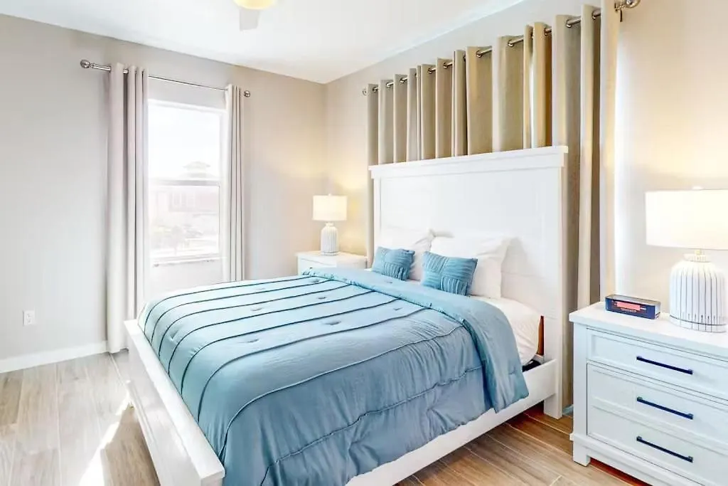 Gulf Access With Boat Slip, Heated Saltwater Pool, Dog-friendly - Bacino Vista #201 - Roelens *