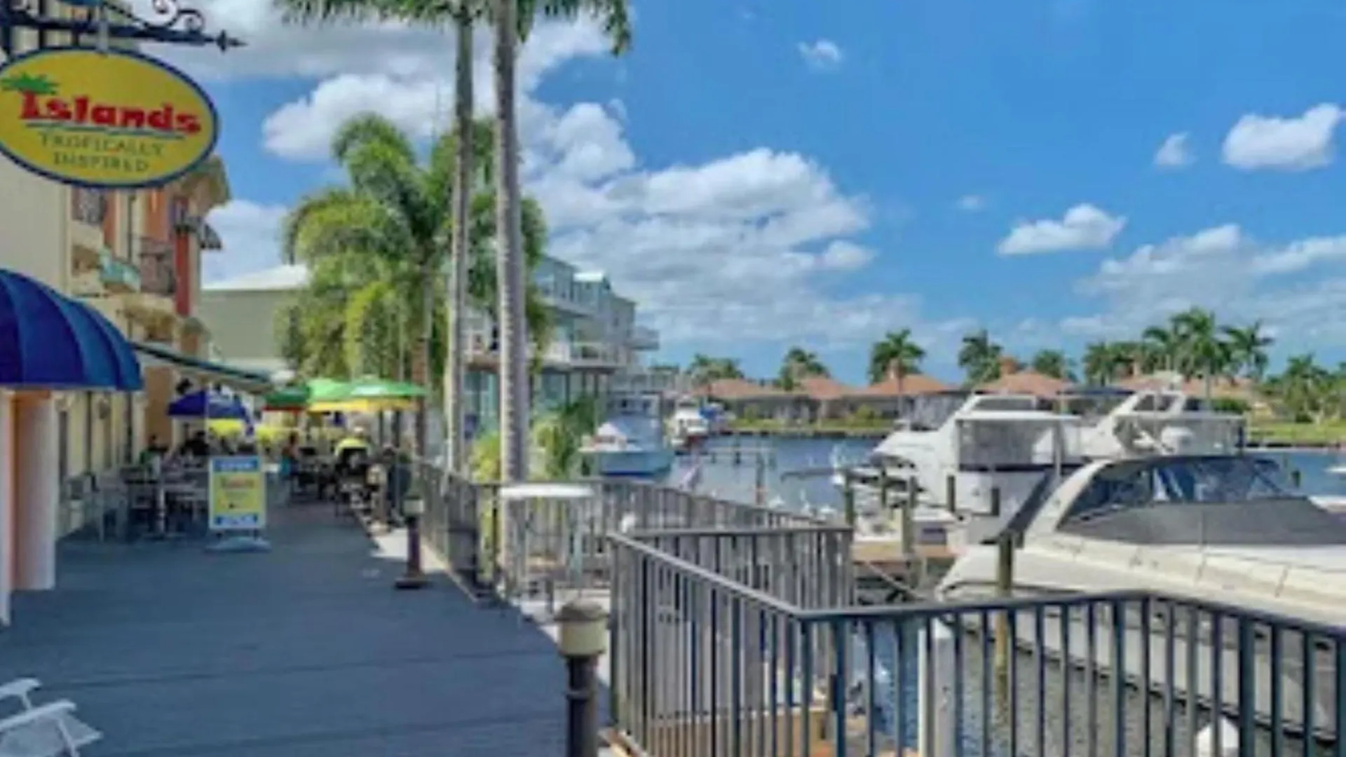 Vista Del Mar At Cape Harbour Marina, 10th Floor Luxury Condo, King Bed, Views! Cape Coral