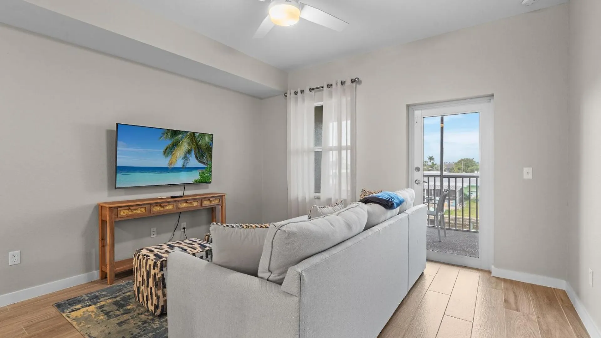 Gulf Access With Boat Slip, Heated Saltwater Pool - Bacino Vistas 207 & 208 - Roelens * Cape Coral