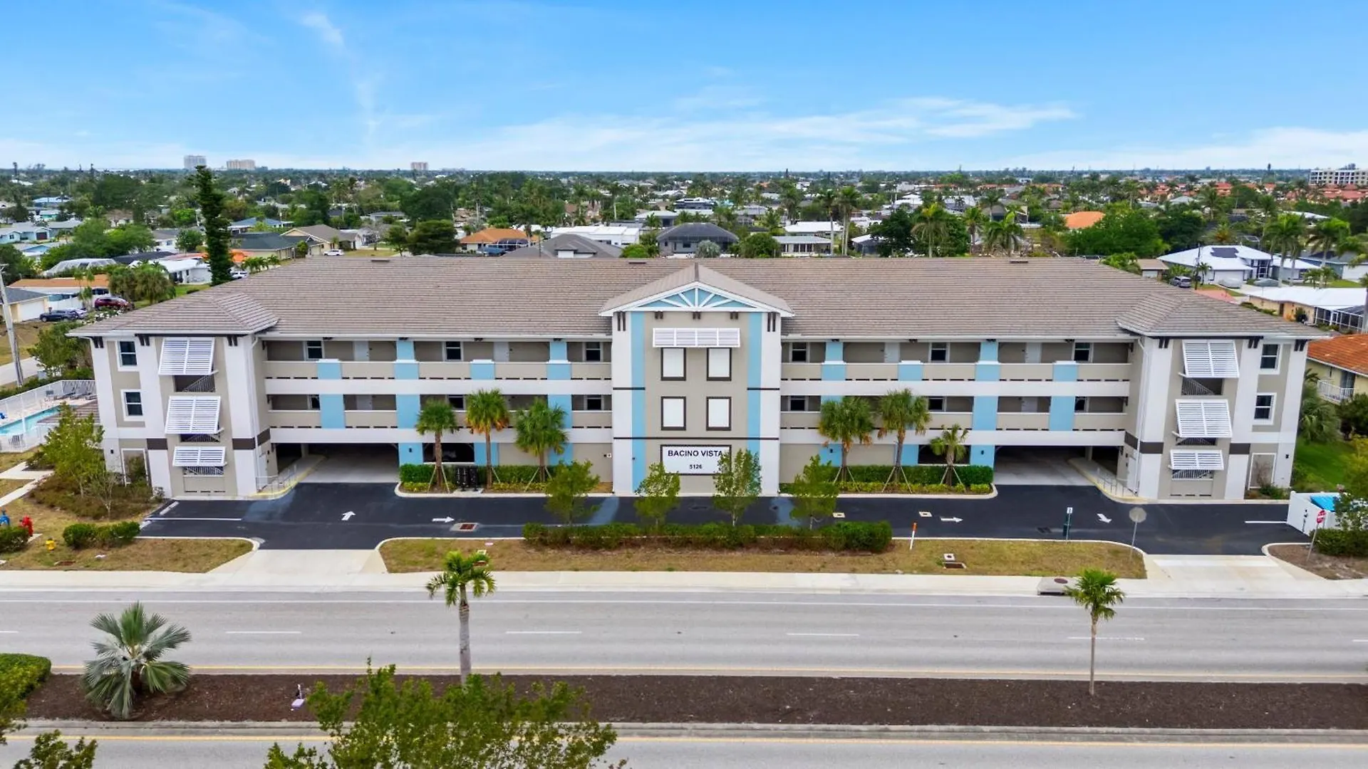 Holiday home Gulf Access With Boat Slip, Heated Saltwater Pool - Bacino Vistas 207 & 208 - Roelens Cape Coral