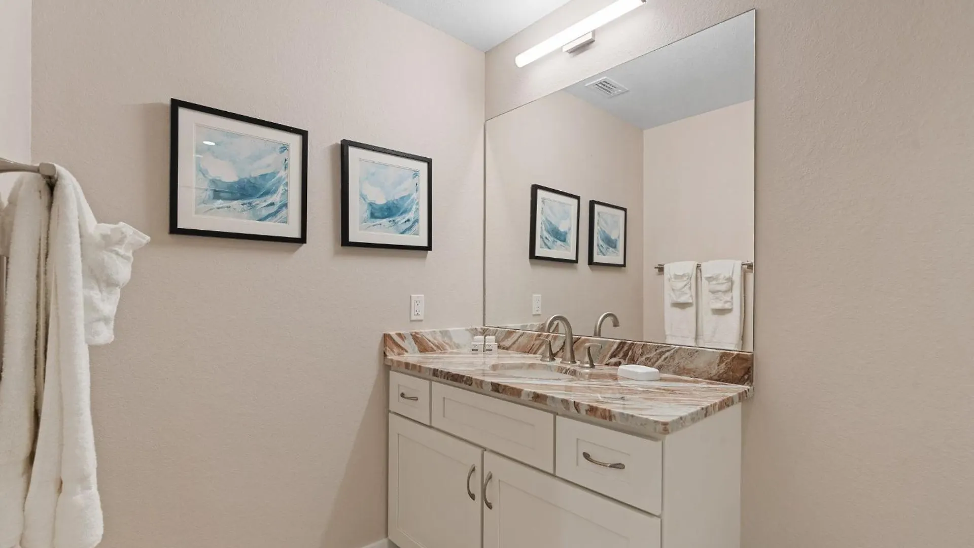 Gulf Access With Boat Slip, Heated Saltwater Pool - Bacino Vistas 205 & 208 - Roelens * Cape Coral