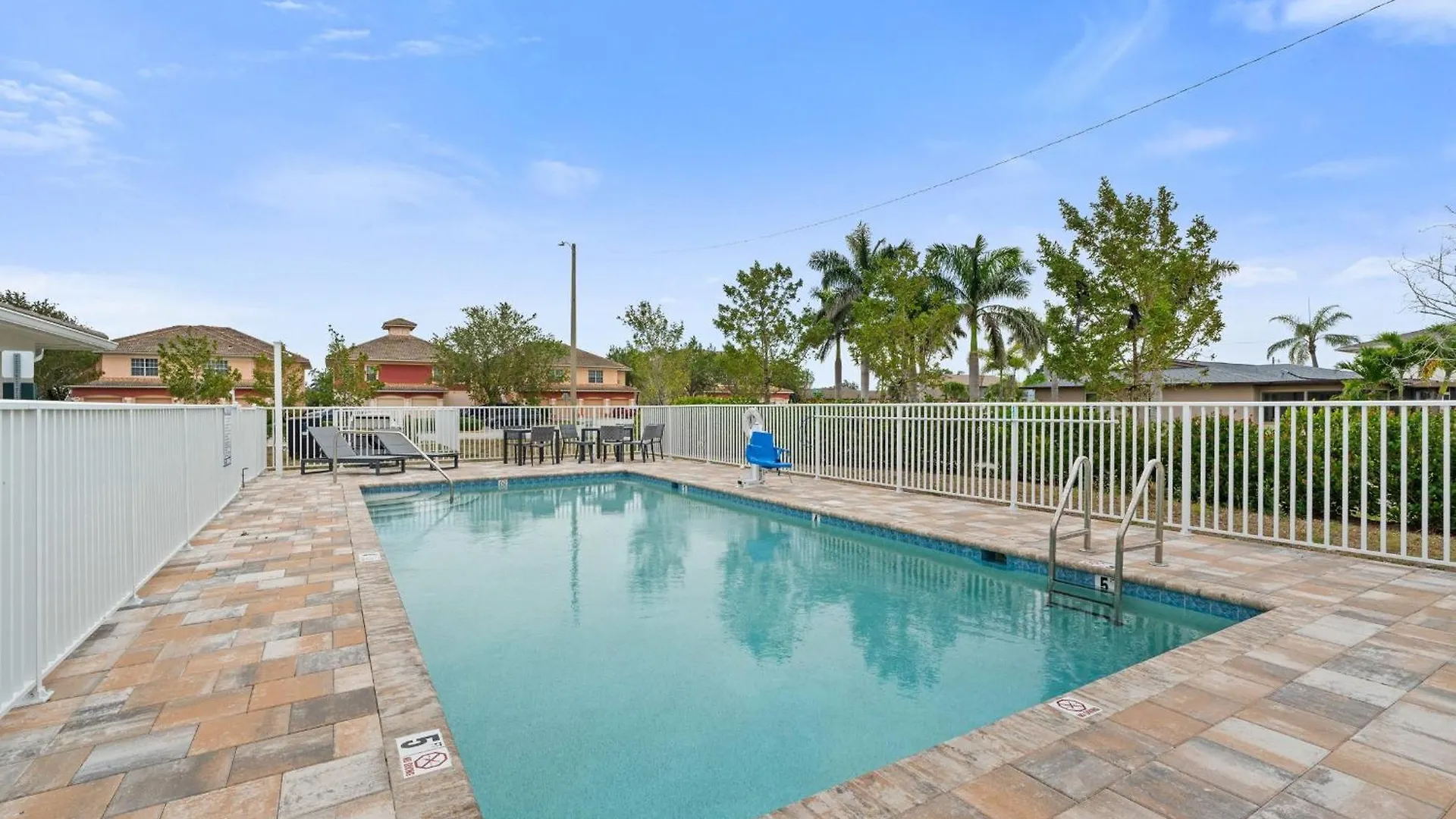 Holiday home Gulf Access With Boat Slip, Heated Saltwater Pool - Bacino Vistas 205 & 208 - Roelens *