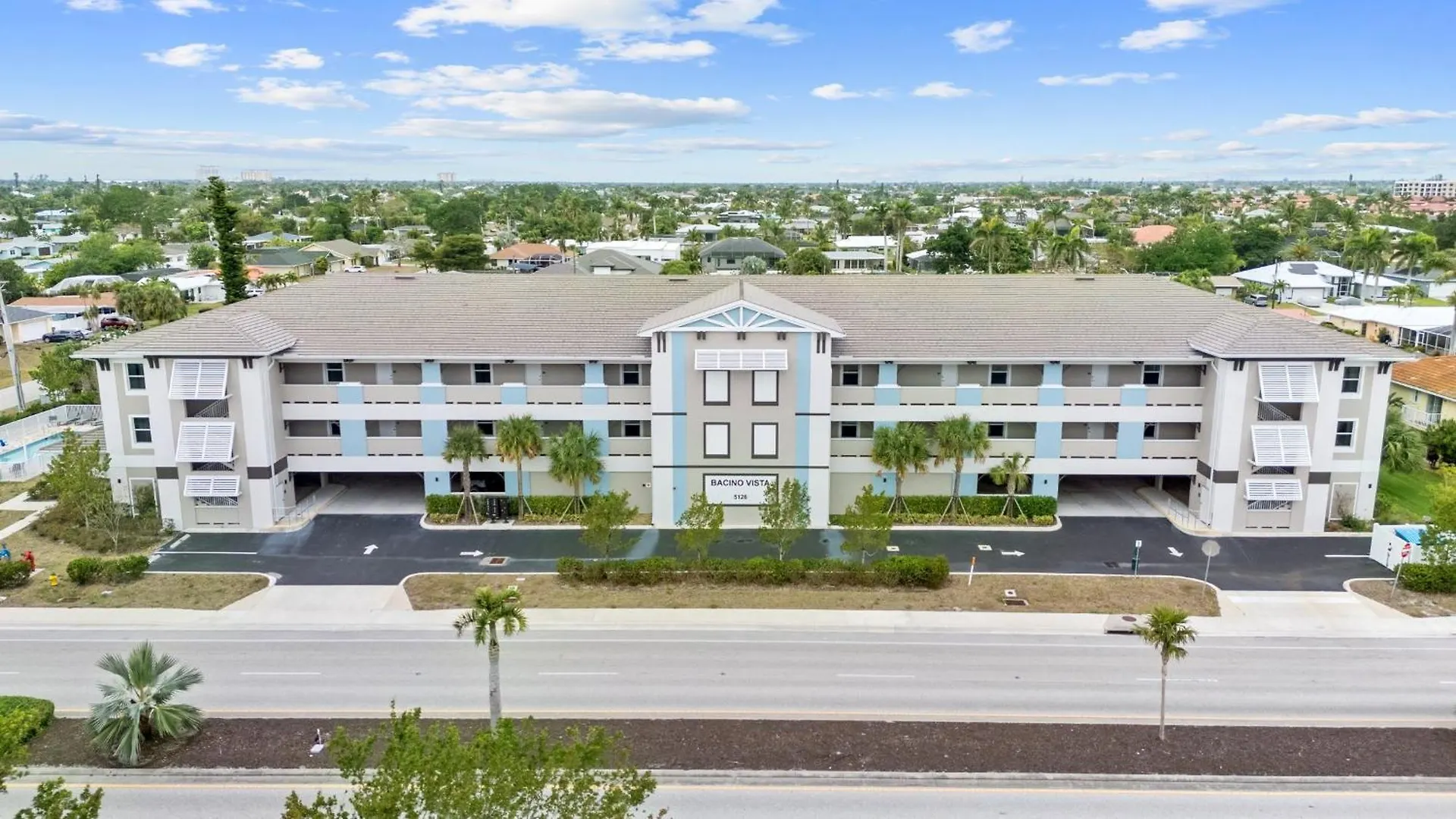 Holiday home Gulf Access With Boat Slip, Heated Saltwater Pool - Bacino Vistas 205 & 208 - Roelens *
