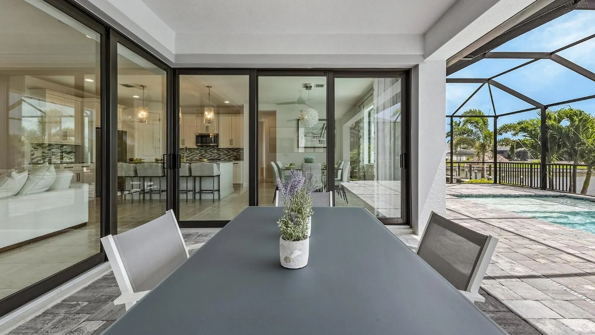 Gulf Access, Pool With Spa, Grill & Lanai - Ladyfish Landing - Roelens Vacations Cape Coral