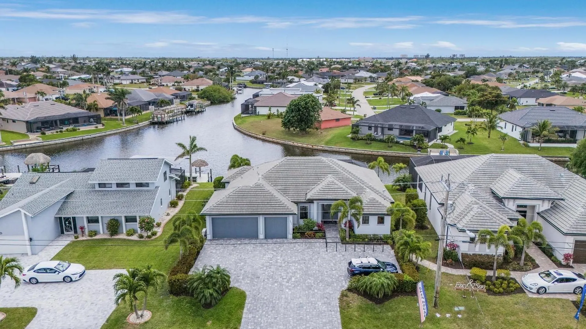 Holiday home Gulf Access, Pool With Spa, Grill & Lanai - Ladyfish Landing - Roelens Vacations