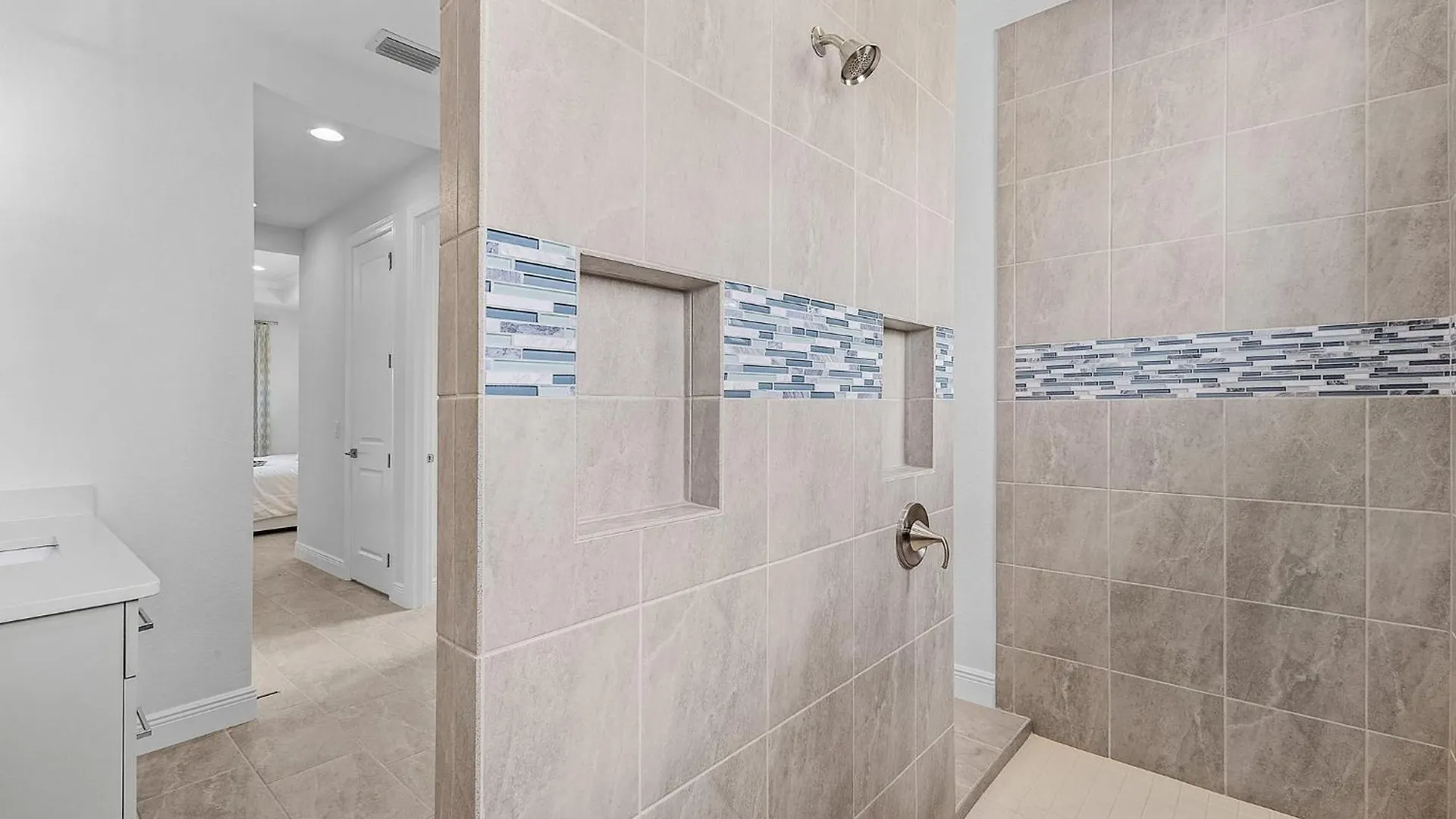 Gulf Access, Pool With Spa, Grill & Lanai - Ladyfish Landing - Roelens Vacations *