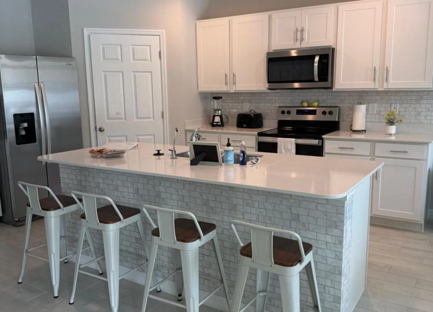Holiday home 4br 3ba Cape House-pickleball Court-pool-hot Tub *
