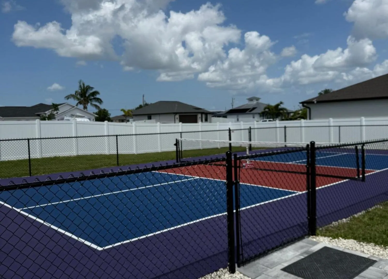 Holiday home 4br 3ba Cape House-pickleball Court-pool-hot Tub *
