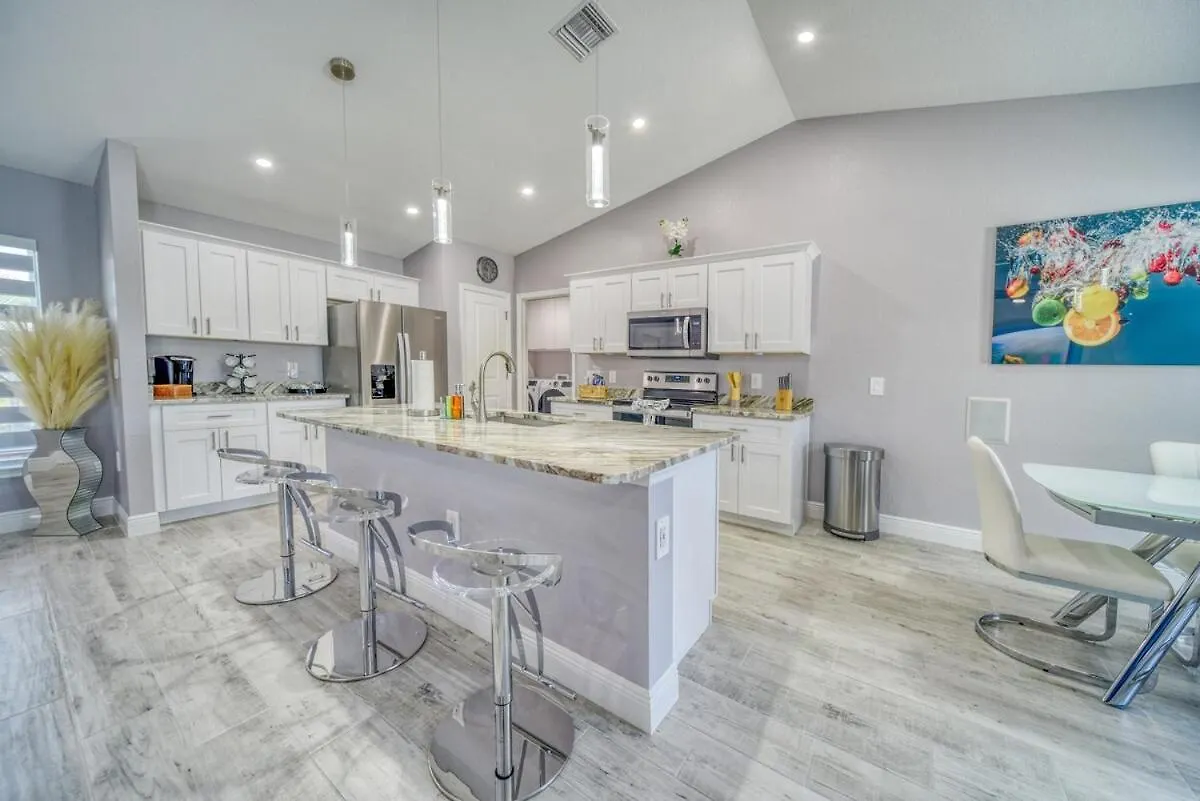 Campos Family - Heated Pool Holiday home *