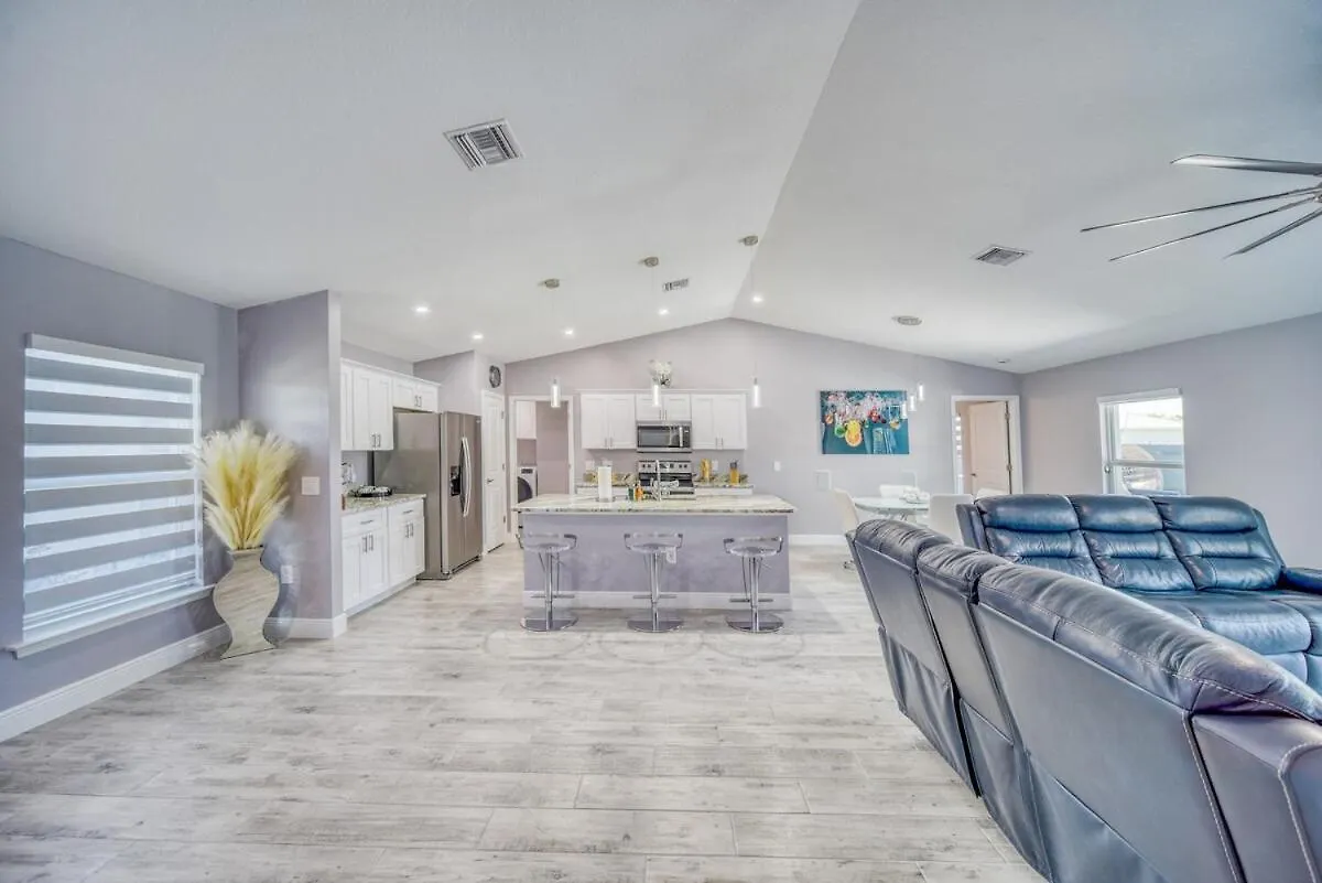 Campos Family - Heated Pool Holiday home