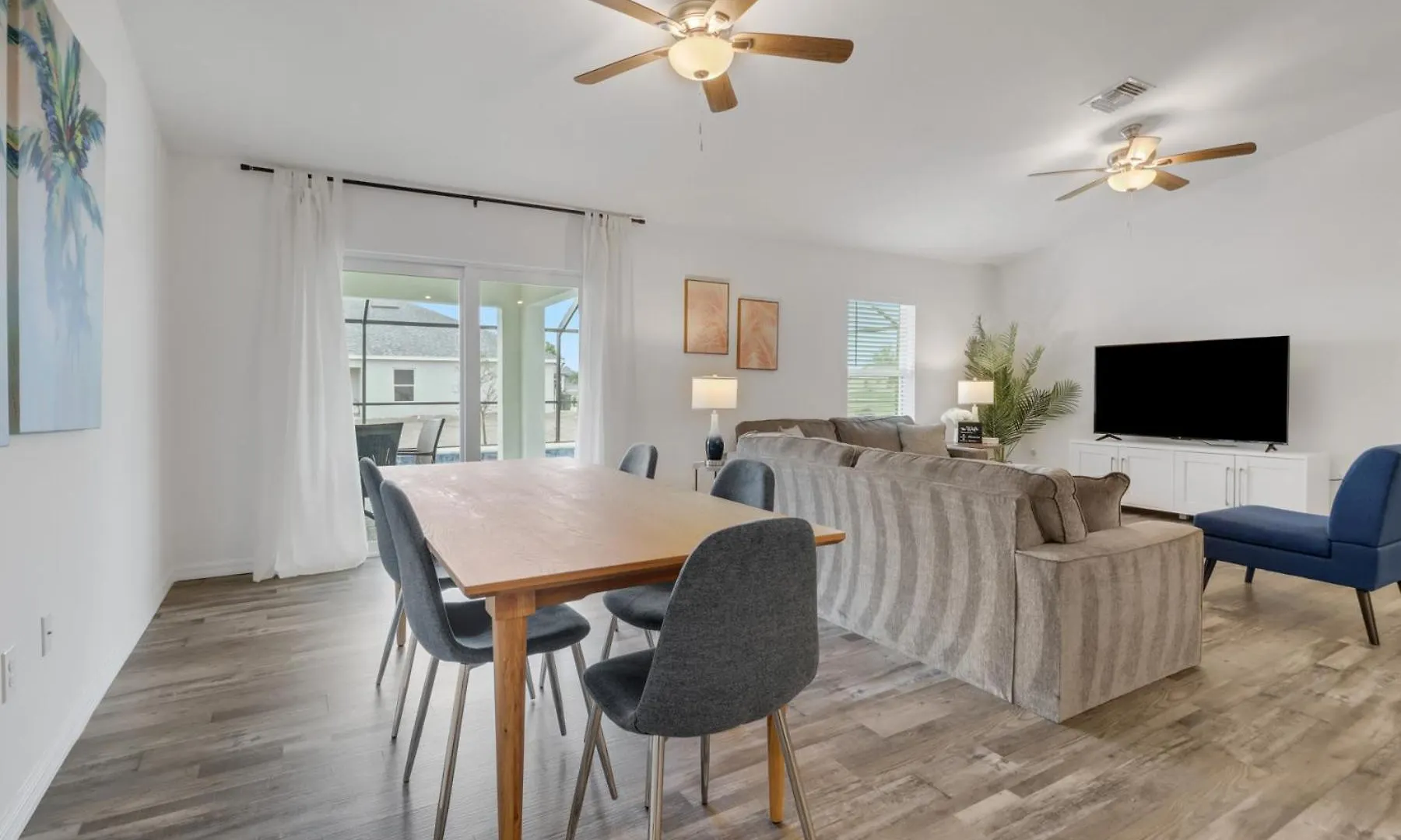 Luxury Retreat With Heated Saltwater Pool And Big Patio Perfect For 2 Families