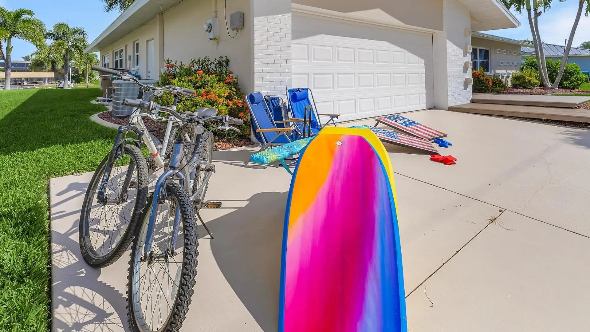 Pool Time And Fun Times At Mermaid Dream Holiday home Cape Coral