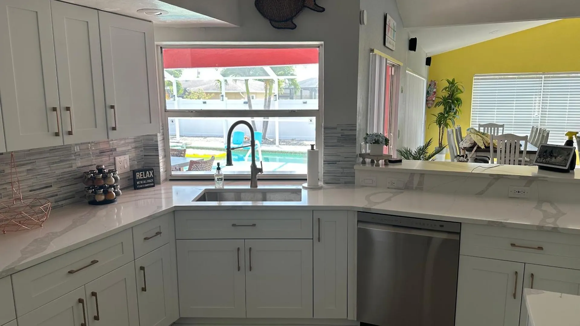 Holiday home Game With Poolside Bar And A Heated Pool With Ping Pong And Putting