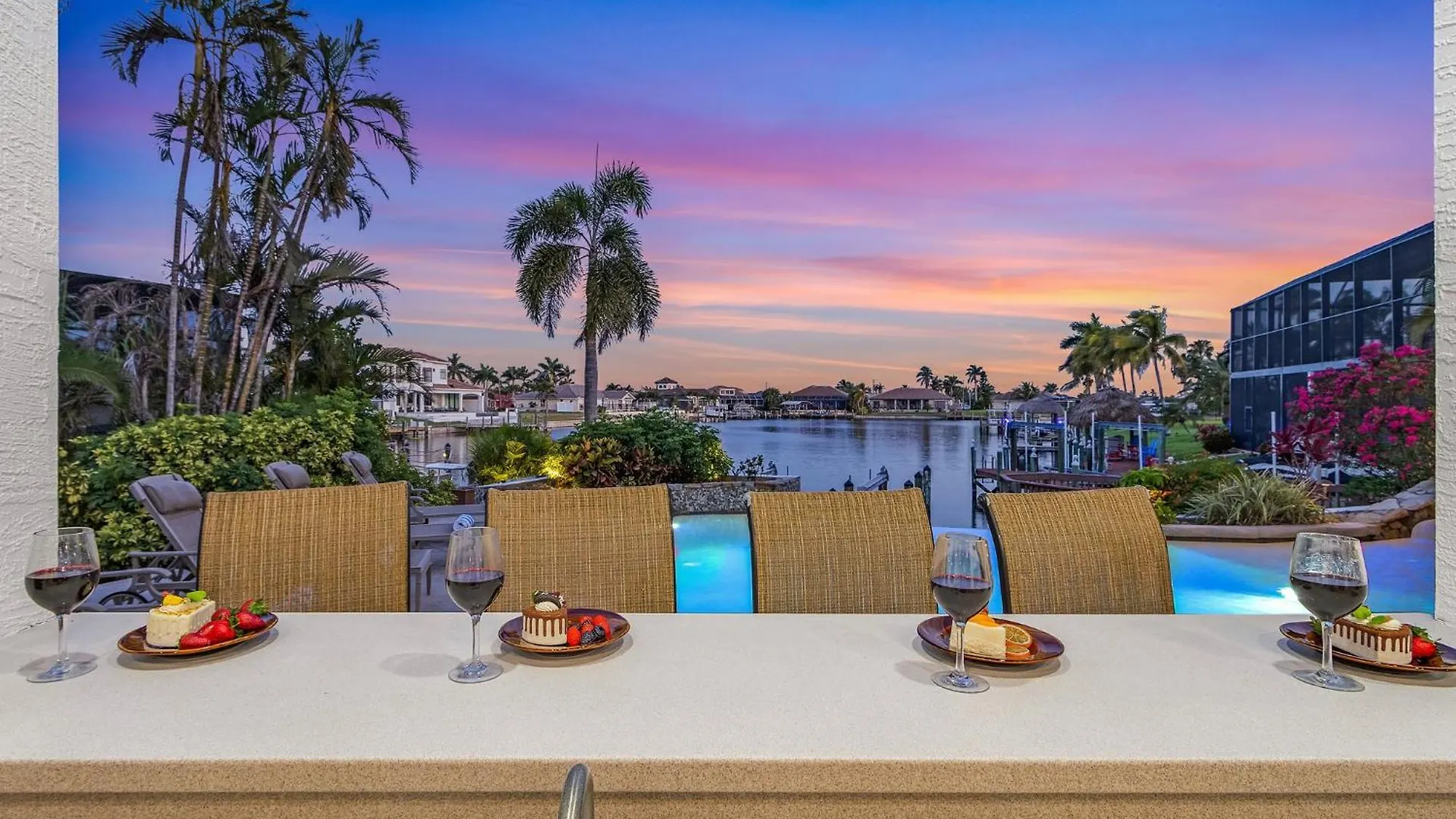 Heated Pool & With Waterfall, Gulf Access, Dock & Outdoor Kitchen - Camelia - Roelens * Cape Coral
