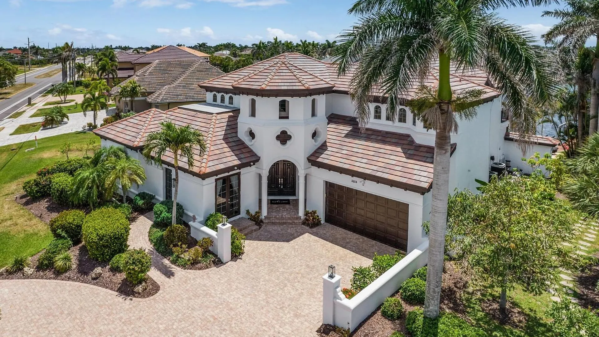 Holiday home Heated Pool & With Waterfall, Gulf Access, Dock & Outdoor Kitchen - Camelia - Roelens