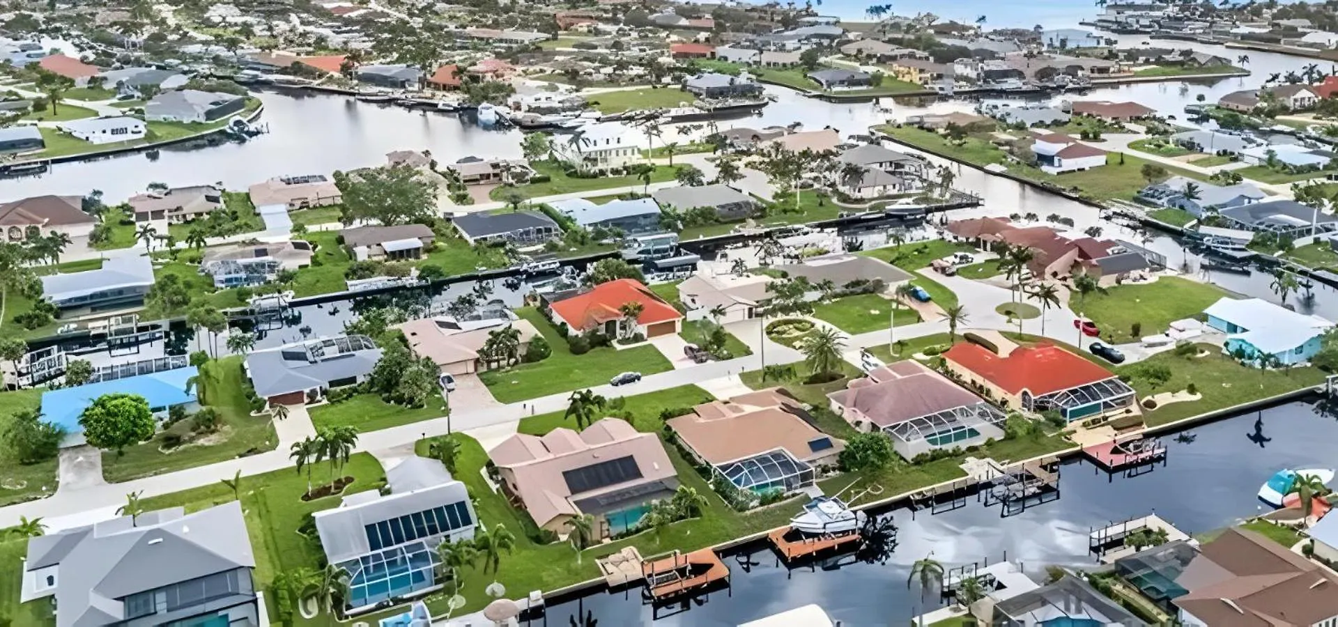 Holiday home Waterfront Retreat With Pool And Gulf Access *