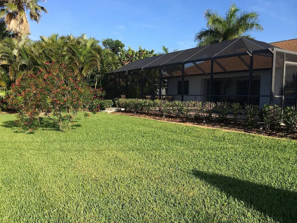 Holiday home Andromeda Cape Coral