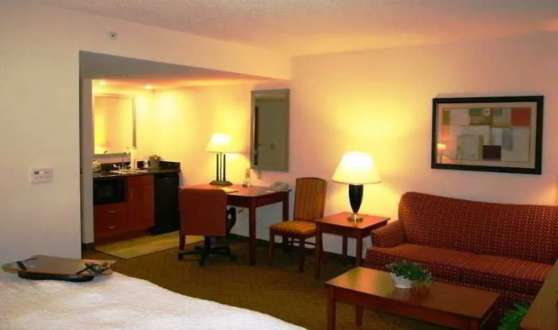Hotell Hampton & / Myers