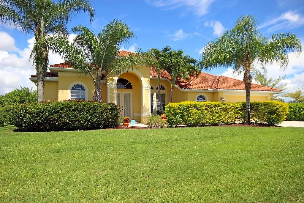 Buttonwood Bay Sw Cape - Waterfront Private Locally Managed Villa *