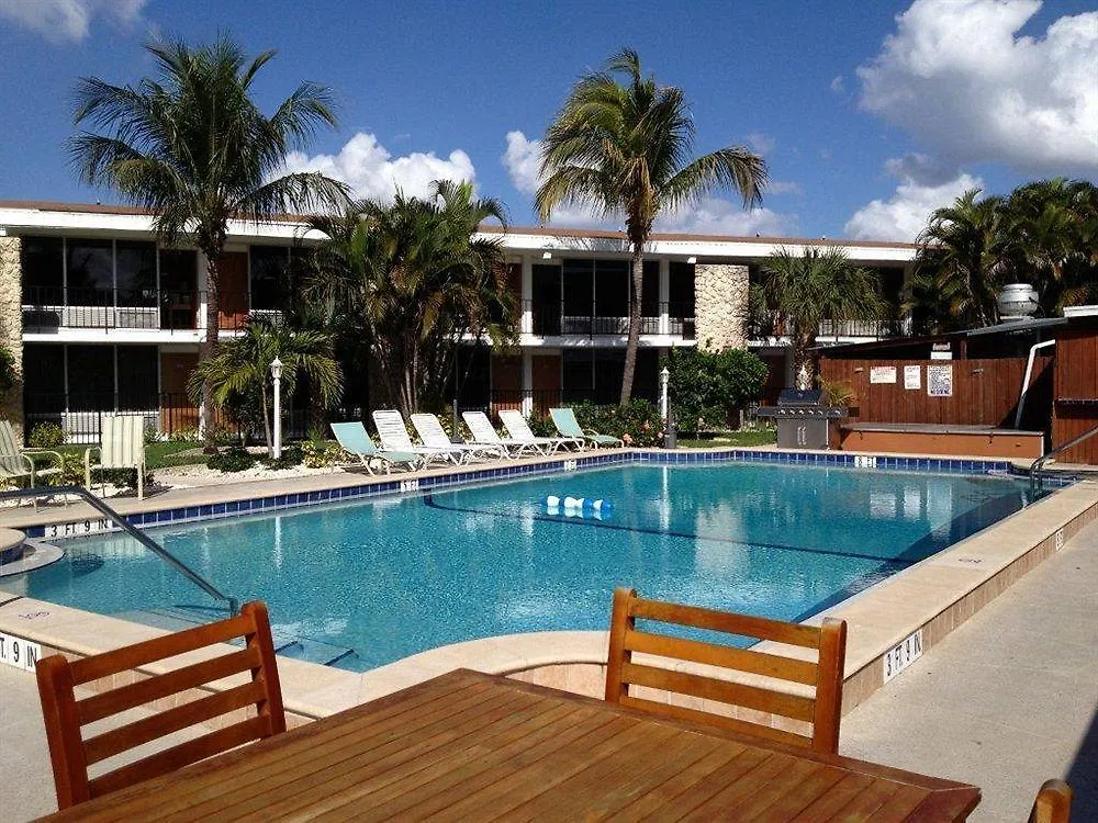 Dolphin Key - Cape Coral