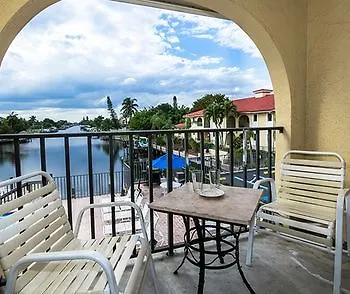 Oyo Waterfront Hotel- Myers, Fl Hotel 2*