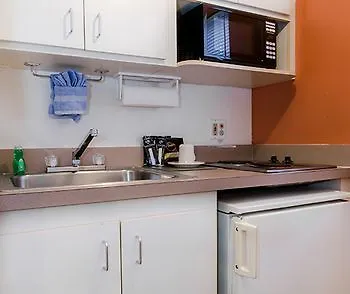 Oyo Waterfront Hotel- Myers, Fl 2*