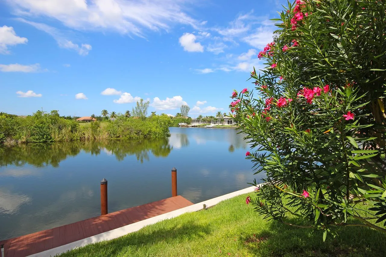 Mangrove Bay Sw Cape - Waterfront Private Locally Owned & Managed, Fair & Honest Pricing