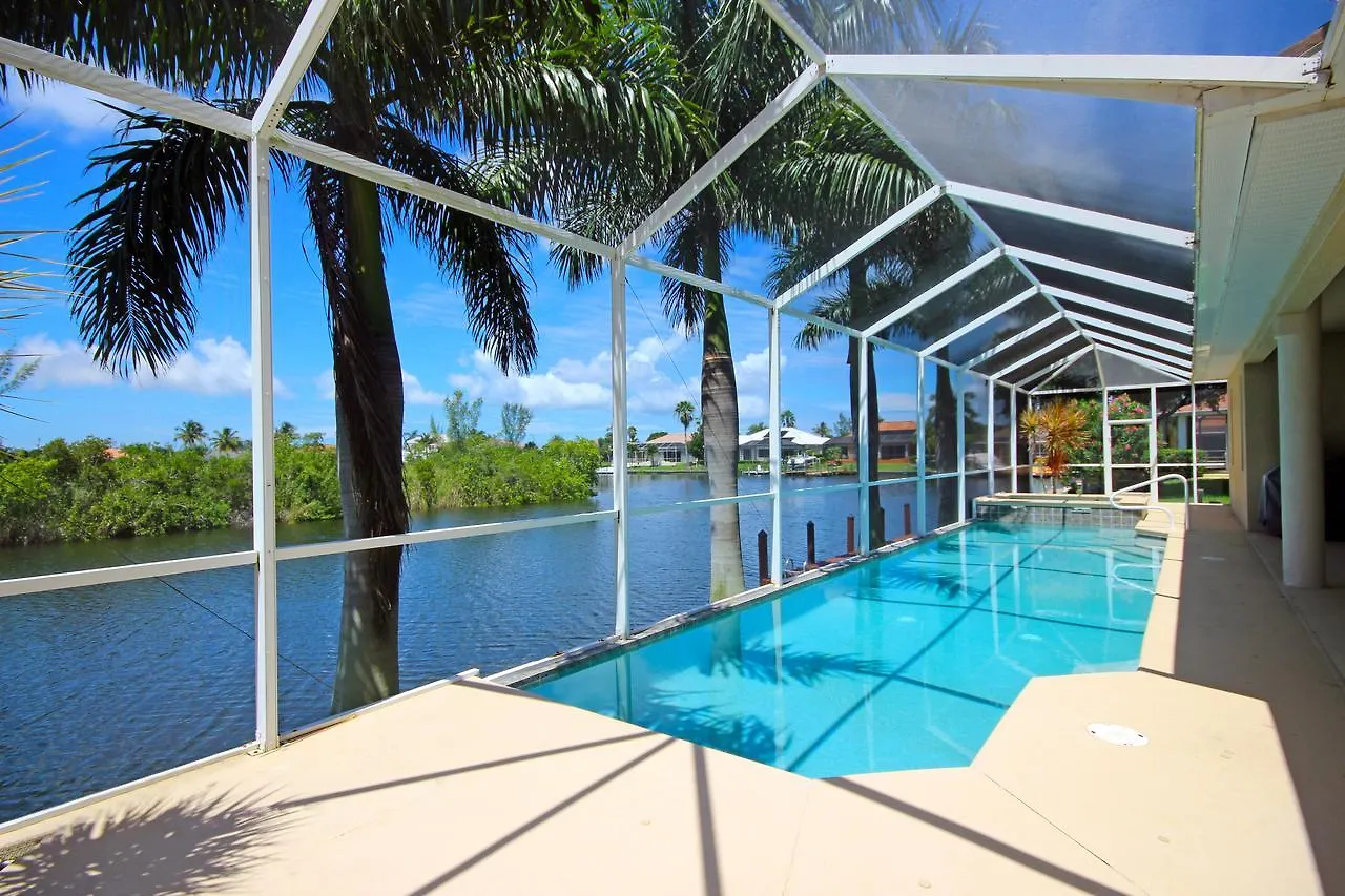 Villa Mangrove Bay Sw Cape - Waterfront Private Locally Owned & Managed, Fair & Honest Pricing Cape Coral