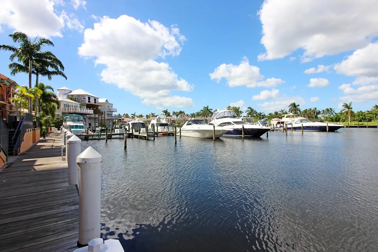 Villa Mangrove Bay Sw Cape - Waterfront Private Locally Owned & Managed, Fair & Honest Pricing *