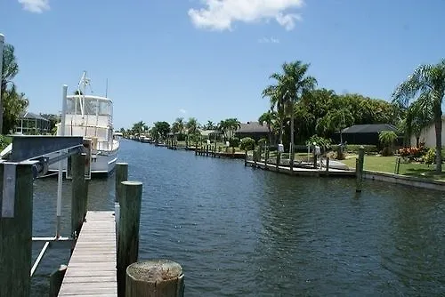 Aruana * Cape Coral