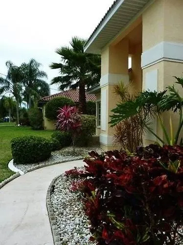 Aruana Cape Coral