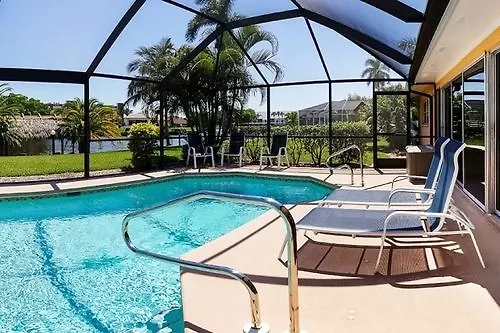 Kaylee 3* Cape Coral