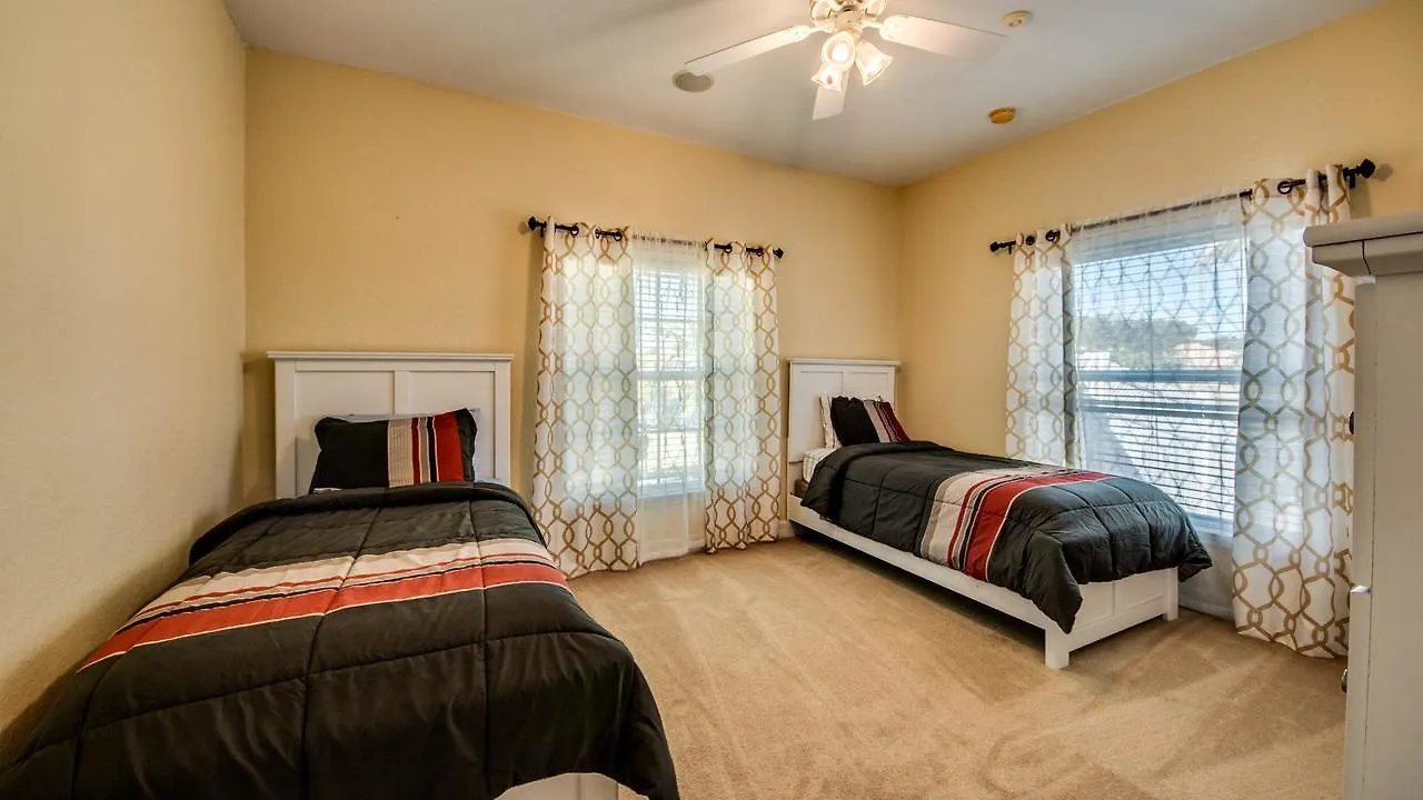 Courtney, Holiday home
