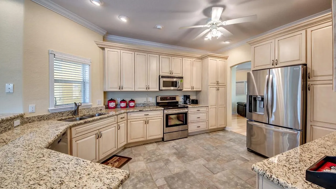Courtney, Holiday home Cape Coral