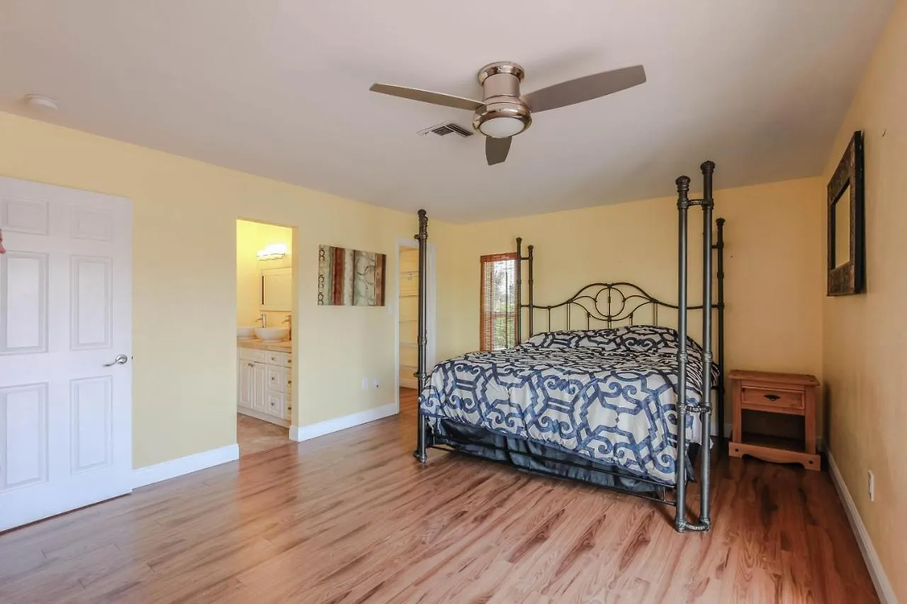 Seatuit With Boat Slip Aparthotel Cape Coral