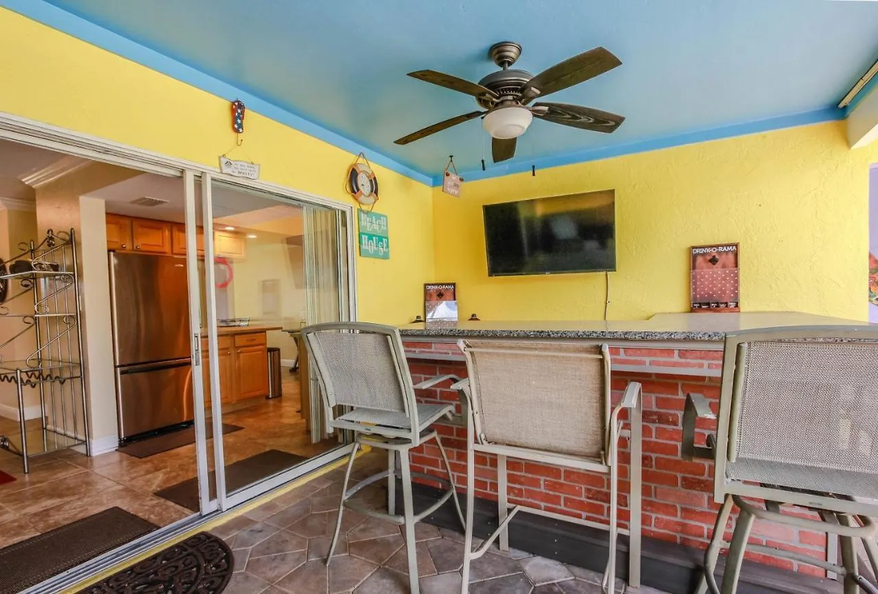 Seatuit With Boat Slip Cape Coral