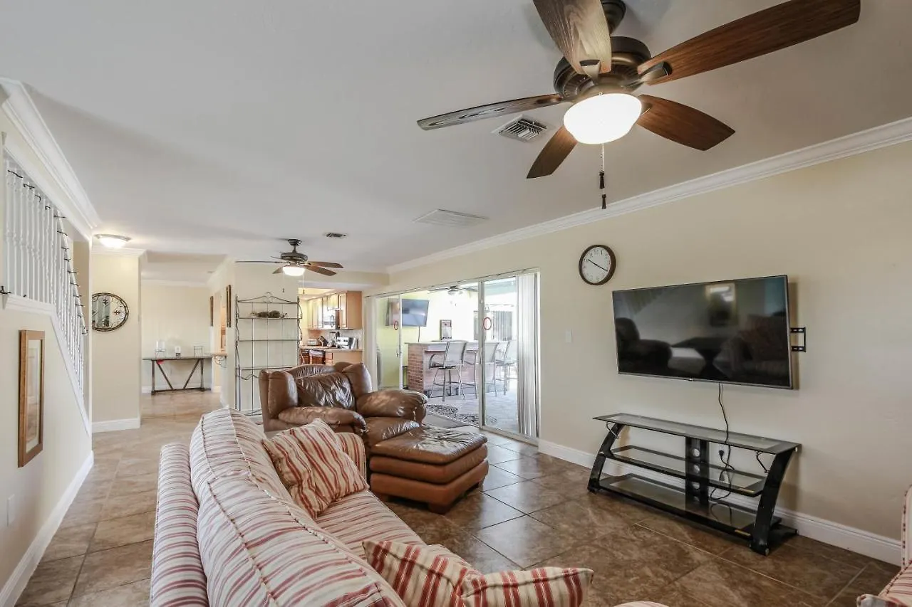 Seatuit With Boat Slip 4* Cape Coral