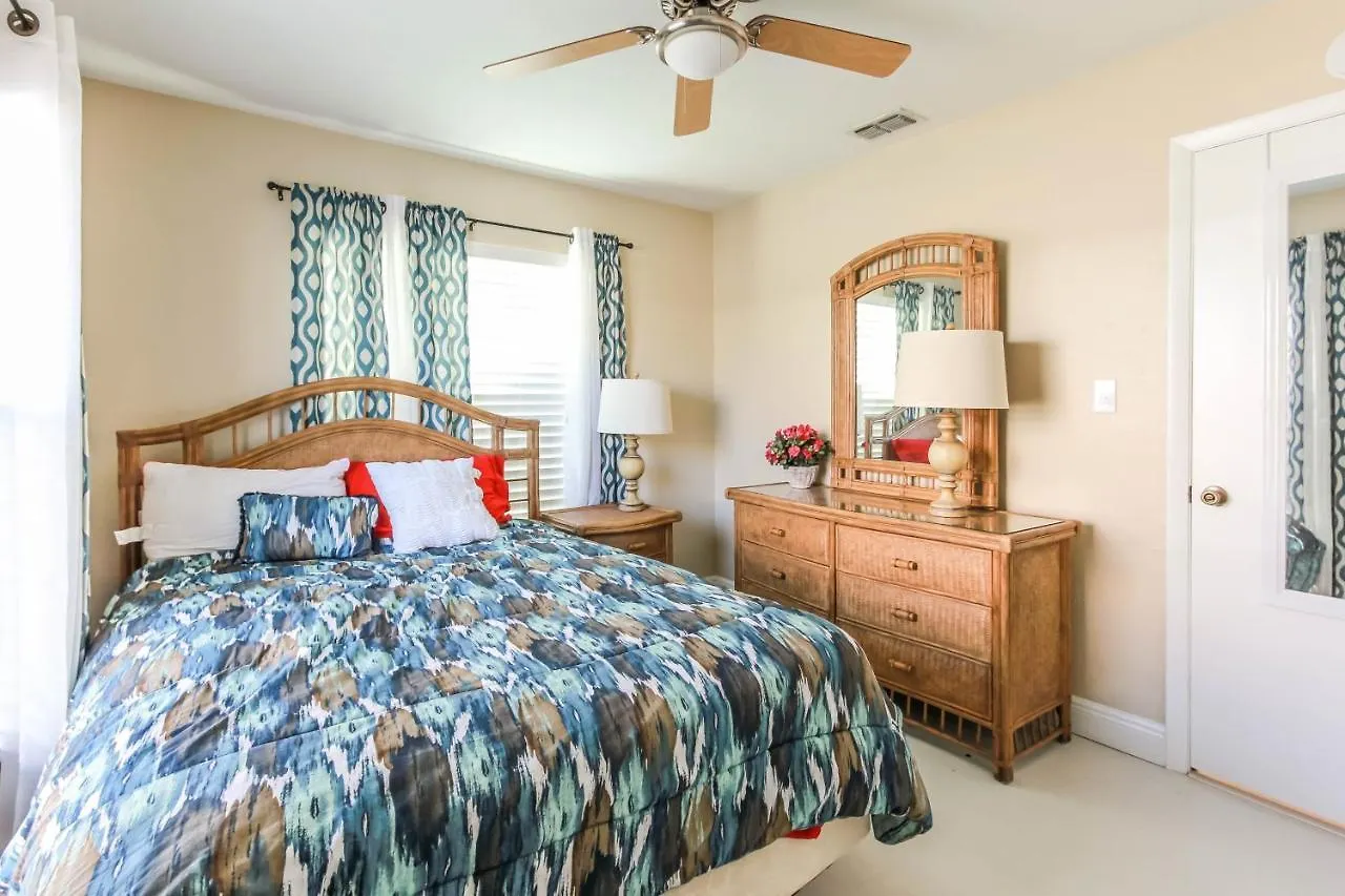 Seatuit With Boat Slip 4* Cape Coral