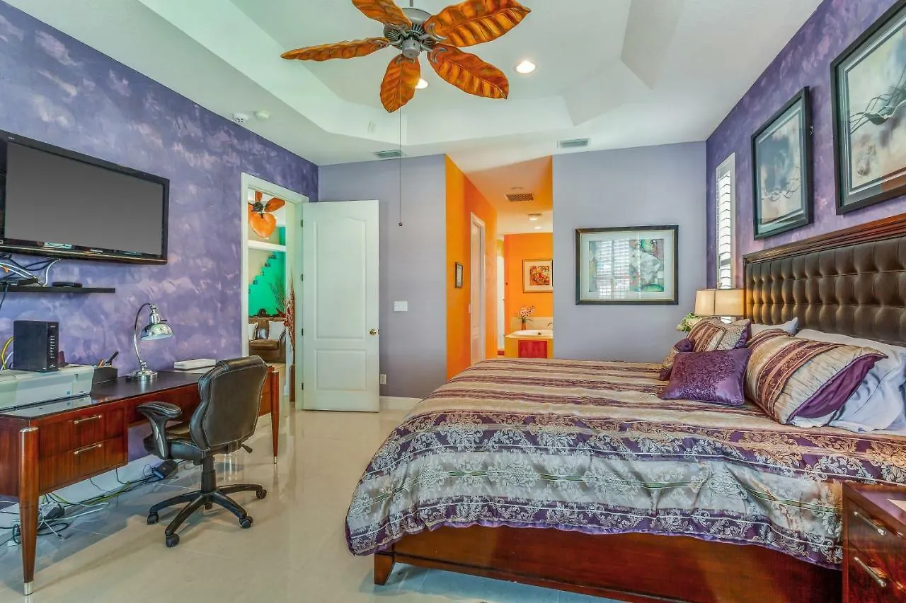 Holiday home 4 Bed 4 Bath In