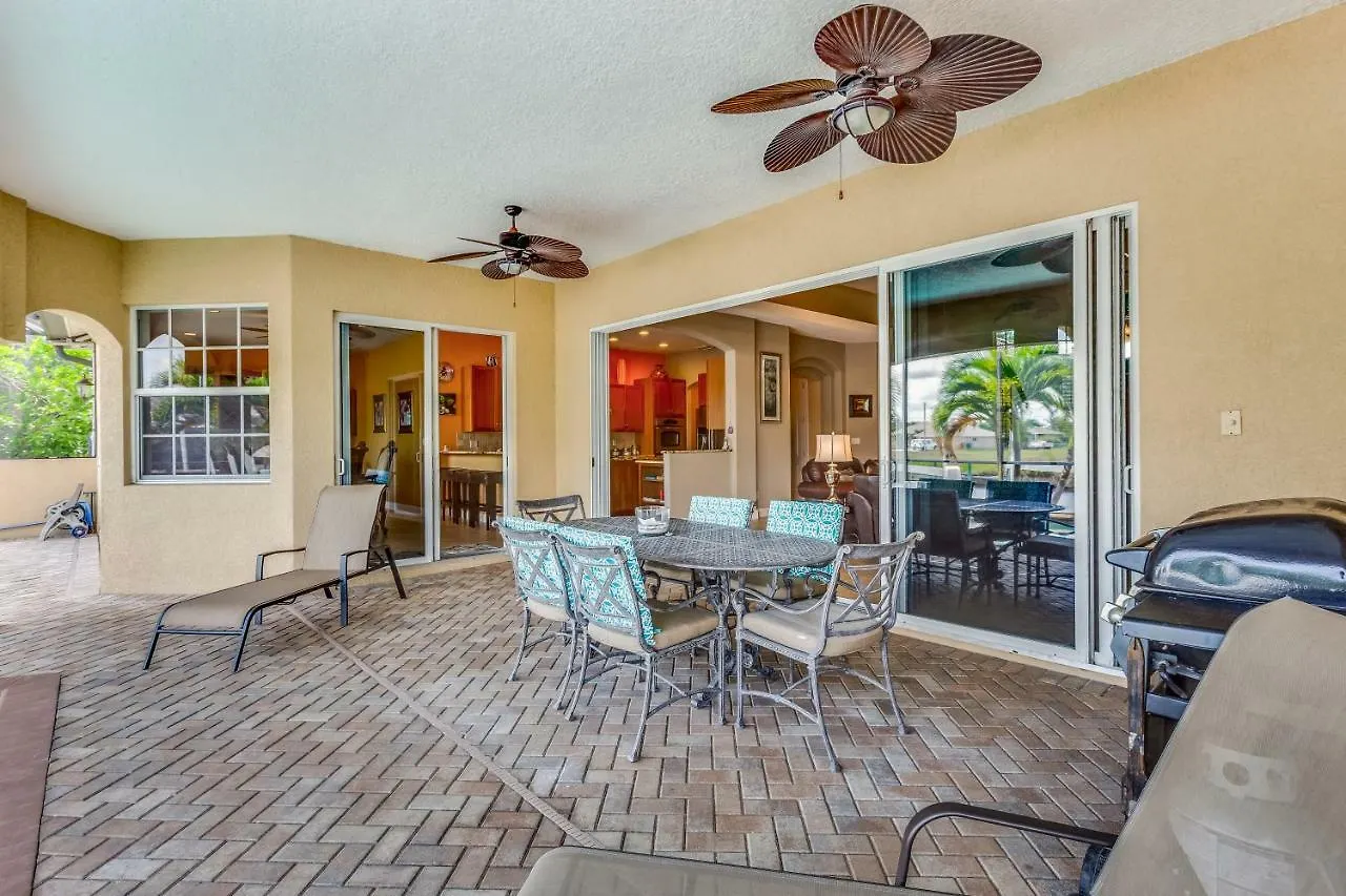 4 Bed 4 Bath In *