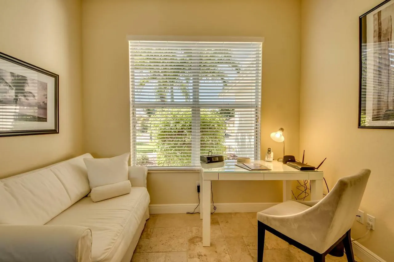 La-favorita Cape Coral