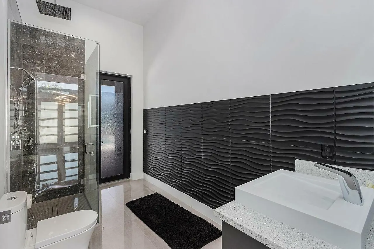 Villa Cosmopolitan Cape Coral