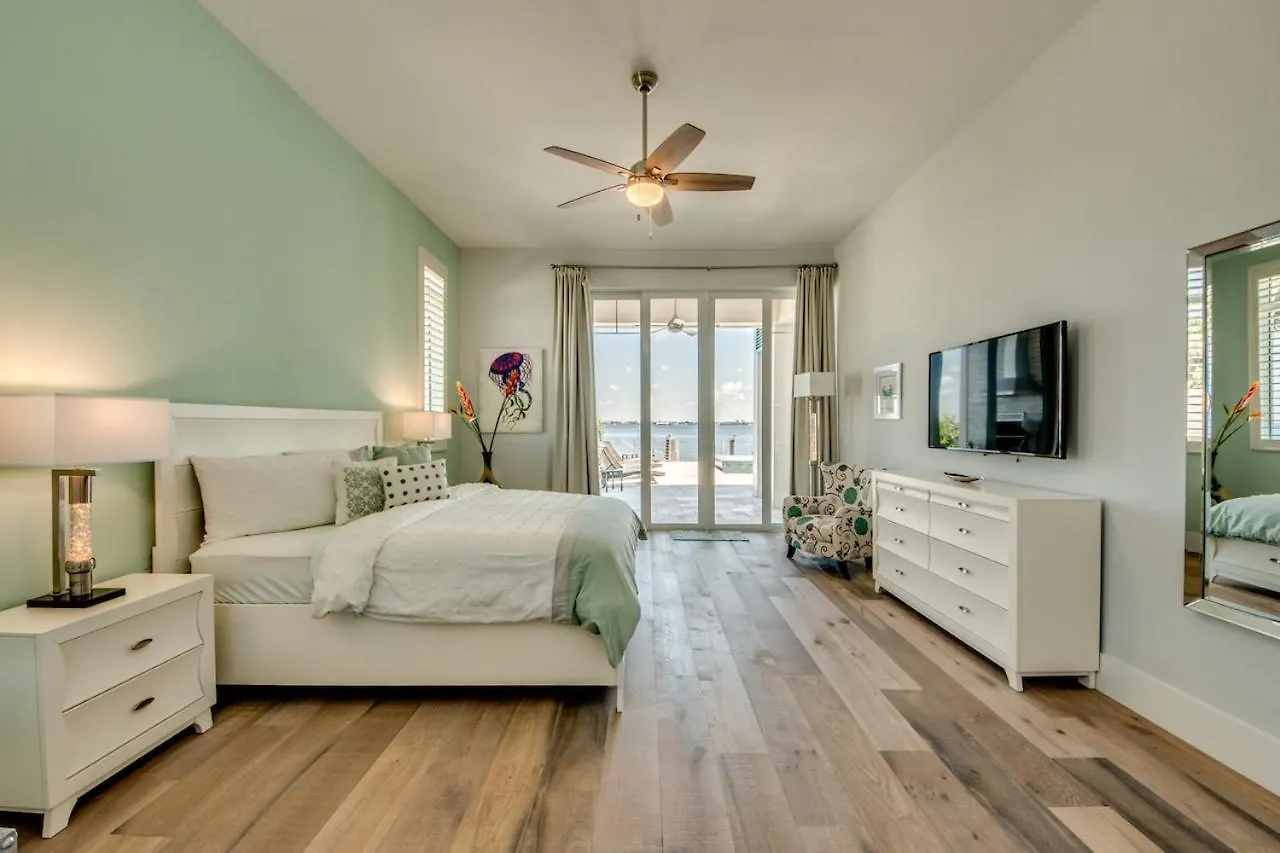 Bequia Villa Cape Coral