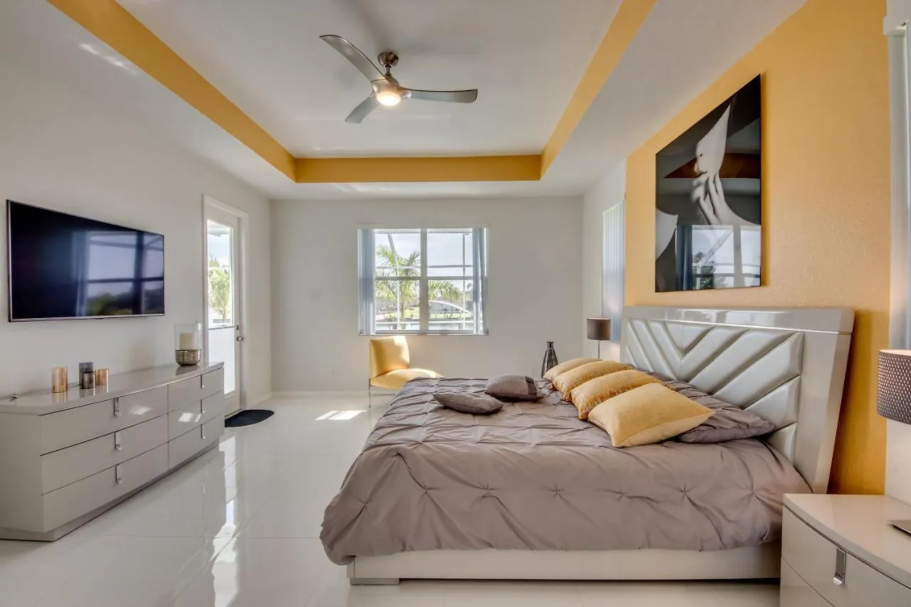 Eyleen Cape Coral
