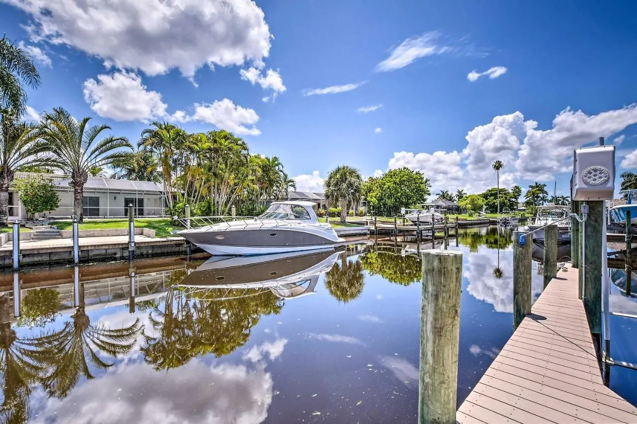 Waterfront Getaway With Pool And Dock! *