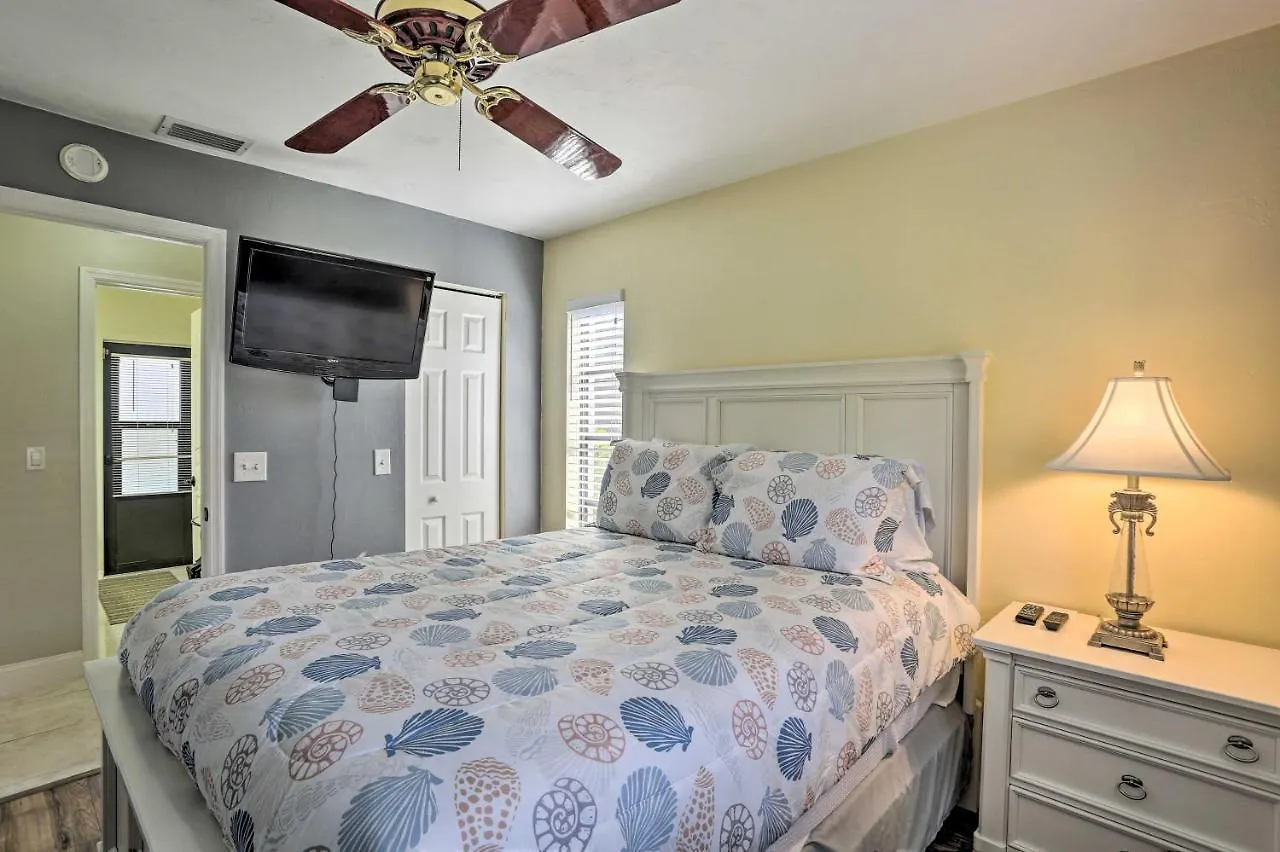 Canal-front Retreat With Dock In Cape Coral!