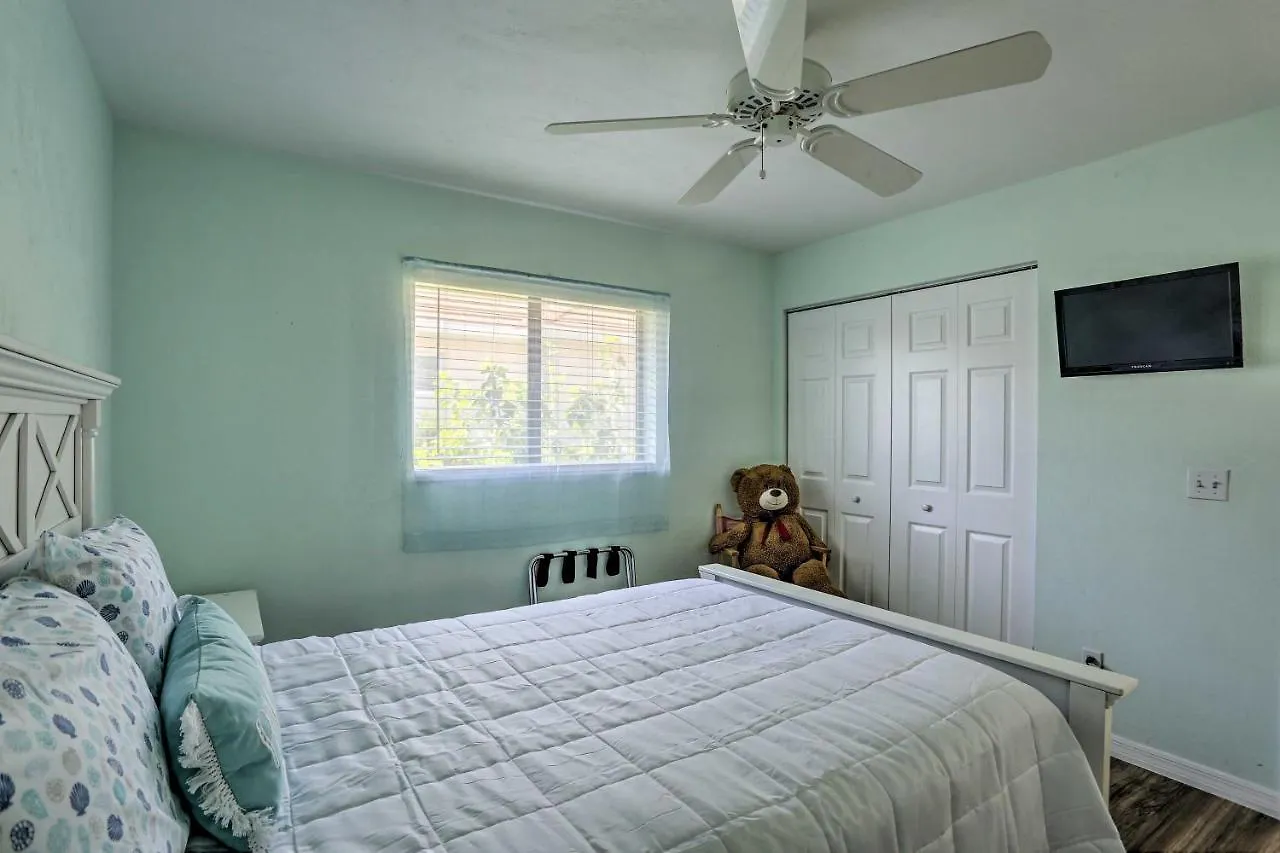 Canal-front Retreat With Dock In Cape Coral! *