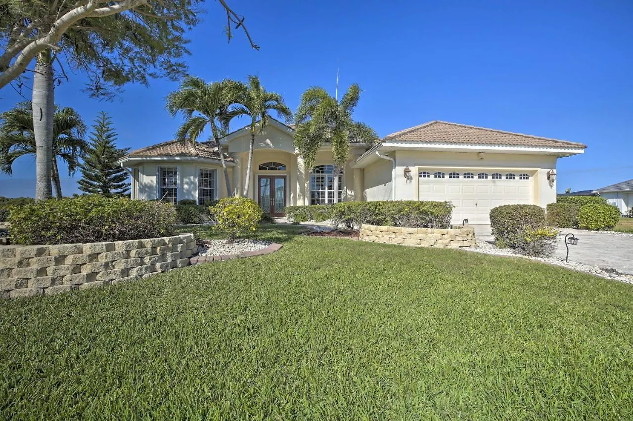 Waterfront With Private Dock And Lanai Cape Coral